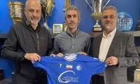 استقلال قیف را از سر گشادش می‌دمد! 
