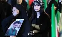تصاویری از دختران در تجمعات دیشب در تهران