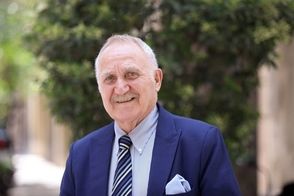 اشک‌های اسطوره پرسپولیس برای ناصر حجازی