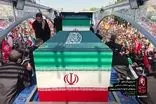 پیکر رهبر شهید وارد میدان آزادی شد