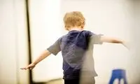شوق و ذوق یک مادر از دیدن اولین قدم‌های کودکش