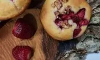 طرز تهیه کاپ کیک توت فرنگی؛ مجلسی و خوشمزه
