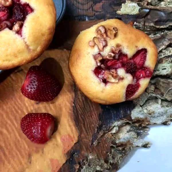 طرز تهیه کاپ کیک توت فرنگی؛ مجلسی و خوشمزه