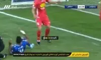 صحنه مشکوک در محوطه جریمه پرسپولیس