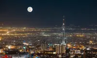 اشعاری از یک سبک خاص در خیابان‌های تهران