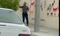 اقدام داوطلبانه یک پدر برای امن‌تر شدن مسیر مدرسه