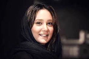 عکس خوش حس و حال بازیگر هم‌گناه با تم یلدا