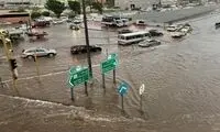 سیل آخرالزمانی؛ آب خودروهای لوکس را بلعید!