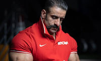 حمله هادی چوپان به وطن‌فروشان