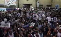 انتقاد تند یک روزنامه از توهین به حامیان پزشکیان