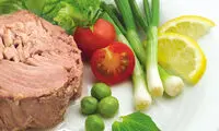 طرز تهیه یک خوراک بسیار لذیذ و فوری با تن‌ماهی