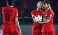 تراکتور پای ستارگانش را با قفل و زنجیر بست!