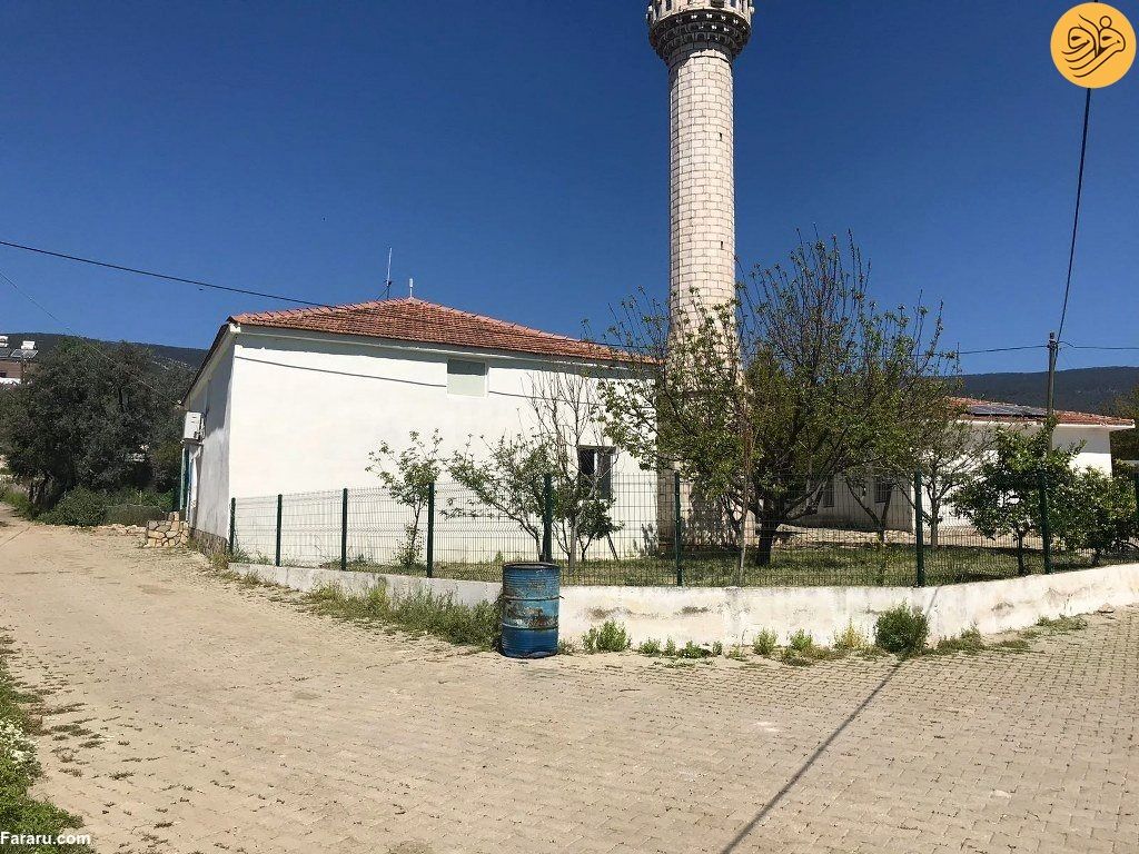 در این مسجد ۴۷ سال خلاف جهت قبله نماز خواندند!