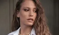 عکسی از تیپ خانمانه و شیک باریگر معروف ترک
