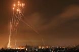 ایجاد یک گودال بزرگ در محل اصابت موشک ایرانی 