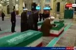 قرائت فاتحه آیت‌الله جوادی آملی بر پیکر رهبر شهید