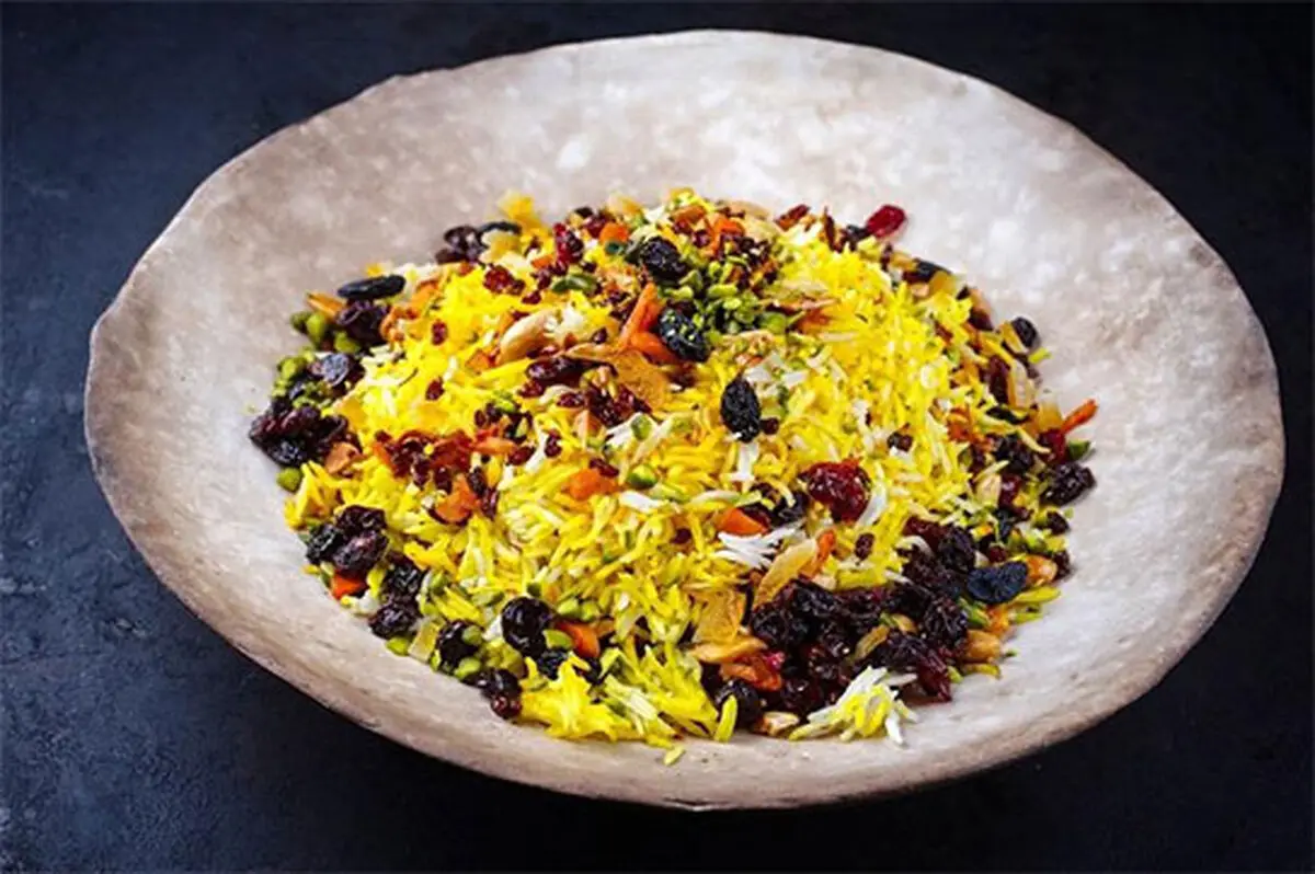 طرز تهیه پلو میوه هخامنشی با گوشت، سیب و انجیر