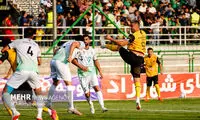 بازیکن محبوب قلعه‌نویی ترمز سپاهان را کشید