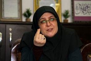 ژست عجیب سخنگوی دولت برای خبرنگاران