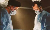تصویری از پرزیدنت رئیسی در اتاق عمل