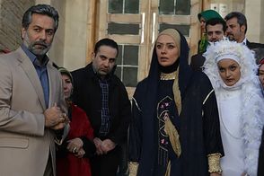 بازیگران سریال آوای باران در یک مراسم ختم