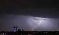 اصابت صاعقه به ۲۳ نفر در کشور و فوت ۴ نفر