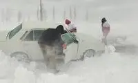  ویدئویی از برف و کولاک شدید در جاده سقز-بانه