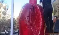 نمایش کیک یک و نیم تنی به شکل انار در تبریز!