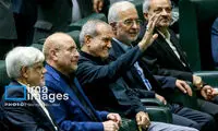 حضور پزشکیان در دفتر ویژه دولت در مجلس