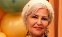 چهره جوانِ اکرم محمدی در جشن تولد منوچهر نوذری سال 1373