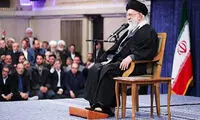 حال و هوای میدان انقلاب بعد از اعلام خبر شهادت رهبر انقلاب