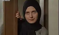 لعیا زنگنه لقب قالی کرمون را از نیکی کریمی دزدید
