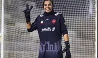 پاسخ تند گلر پرسپولیس به دختر استقلالی