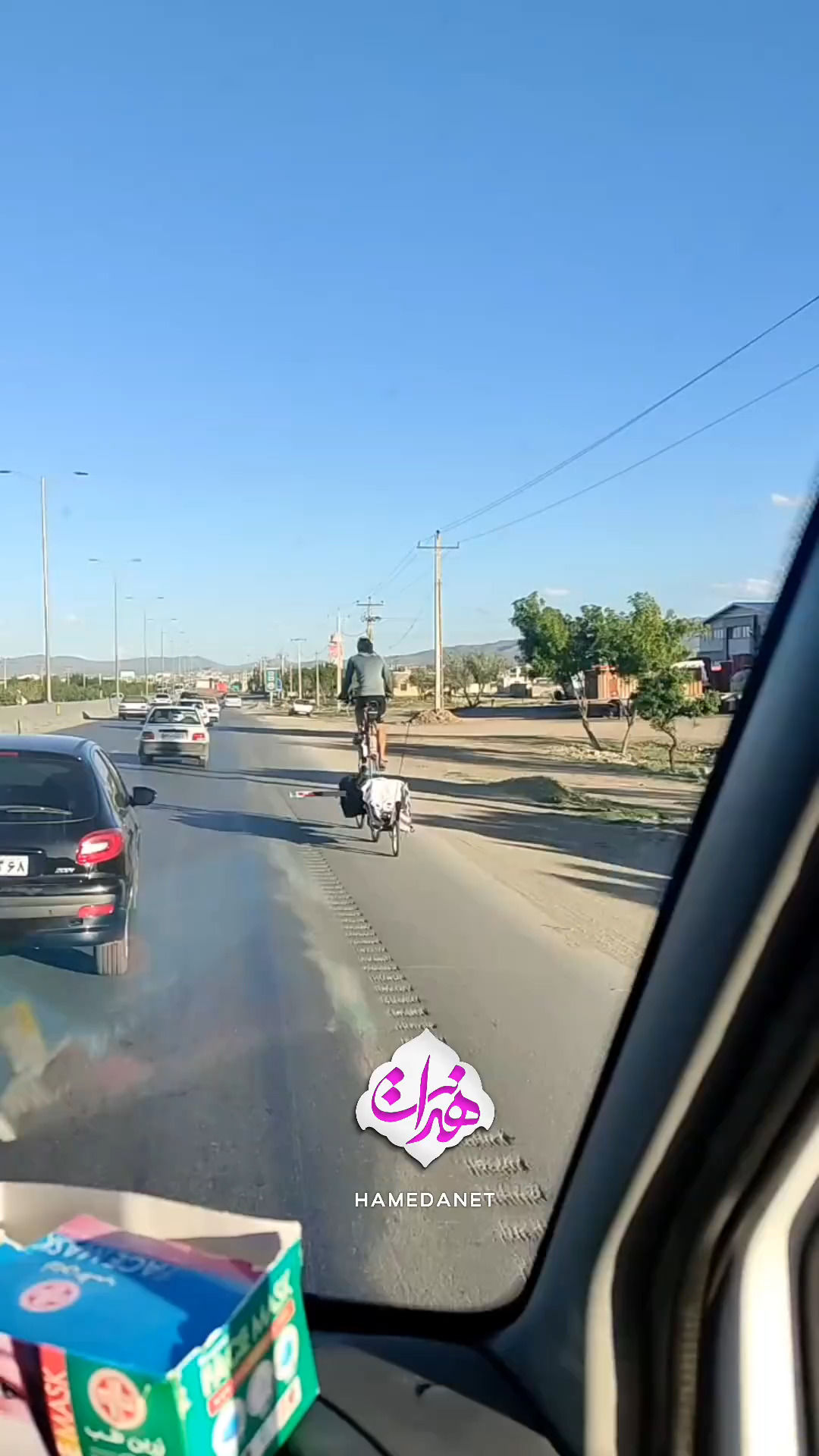 ببینید: توریست آلمانی با دوچرخه شاسی‌بلند در همدان!