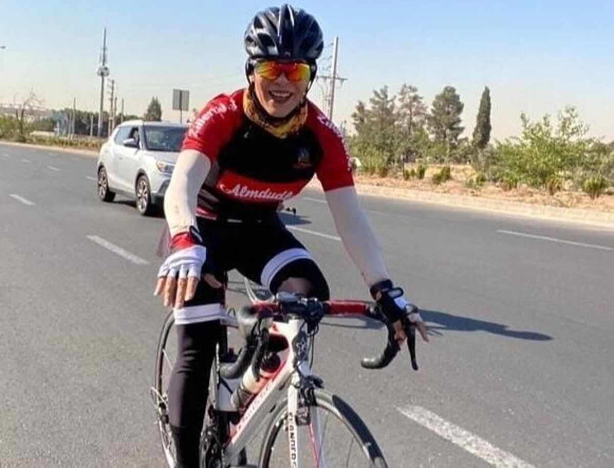 تصادف وحشتناک دوچرخه‌سوار زن ایرانی با خودرو