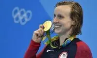 ثبت تصویری فراواقعی از نابغه شنا در پاریس