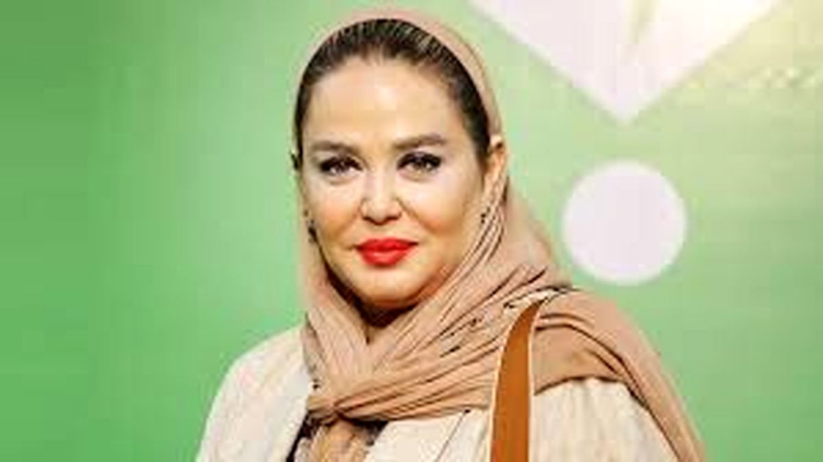 جشن تولد بامزه بهاره رهنما برای بازیگر مسن سینما