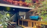 نوشته جالب یک کافه روی پک غذای بیرون‌بر