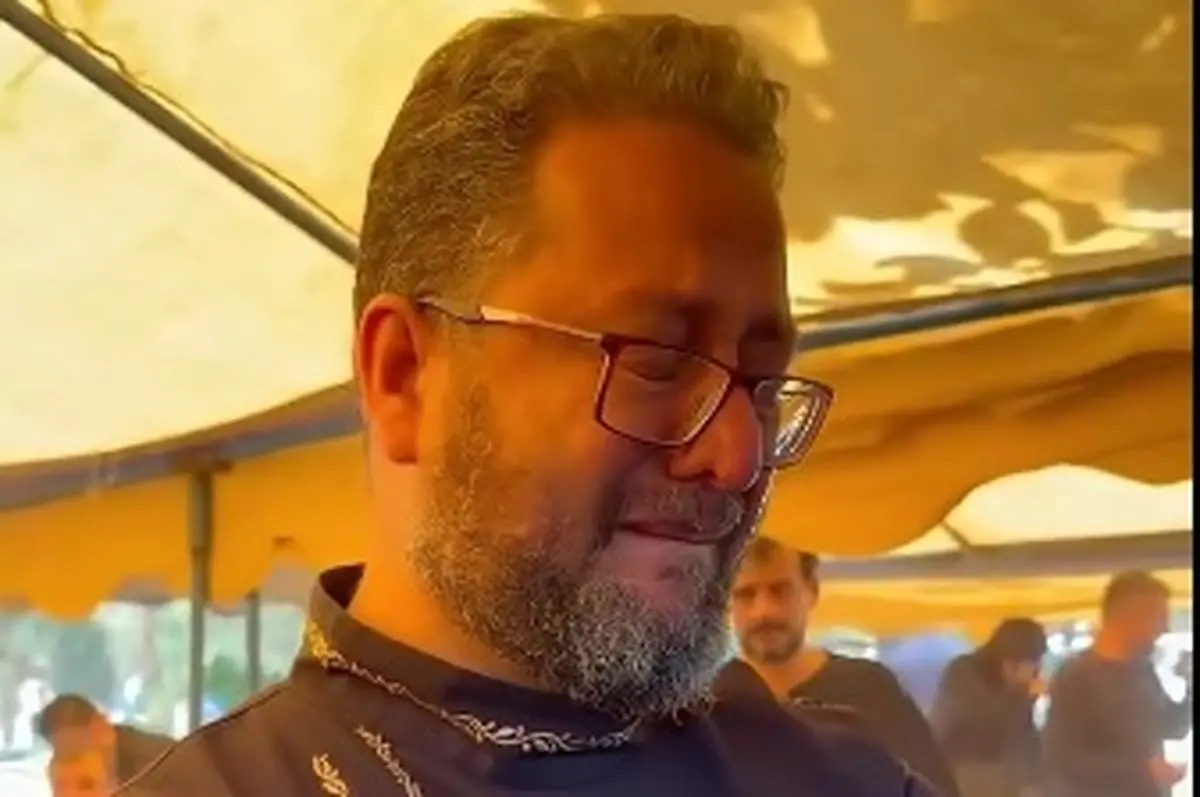 گریه‌های بی‌امان بشیر حسینی در یک مراسم ختم