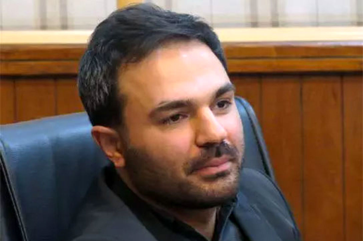   استاد اخراجی دانشگاه تهران، استاد هاروارد شد 
