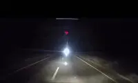 لحظه تصادف شاخ‌به‌شاخ به‌خاطر نور چراغ زنون
