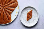 طرز تهیه حلوای نذری زعفرانی با عطر و طعم اصیل