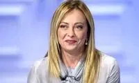 زانو زدن آقای نخست‌وزیر مقابل جورجیا ملونی