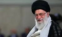 قابی ماندگار از رهبر شهید انقلاب در تنگه هرمز