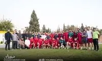 هادی چوپان با استایل خاص در کنار کاپیتان استقلال!