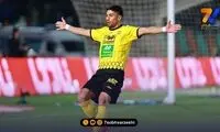 قاتل پرسپولیس به بازی با استقلال رسید