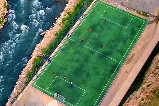 زیباترین زمین فوتبال را در این ویدئو ببینید