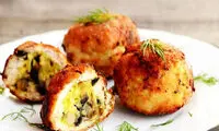 طرز تهیه کوکو سیب‌زمینی شکم‌پُر؛ مجلسی و خوشمزه