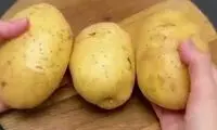 دستور آلمانی برای یک میان‌وعده لذیذ با سیب‌زمینی