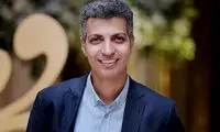 ذوق‌زدگی فردوسی‌پور از دیدن خانم بازیگر در بازی اسپانیا
